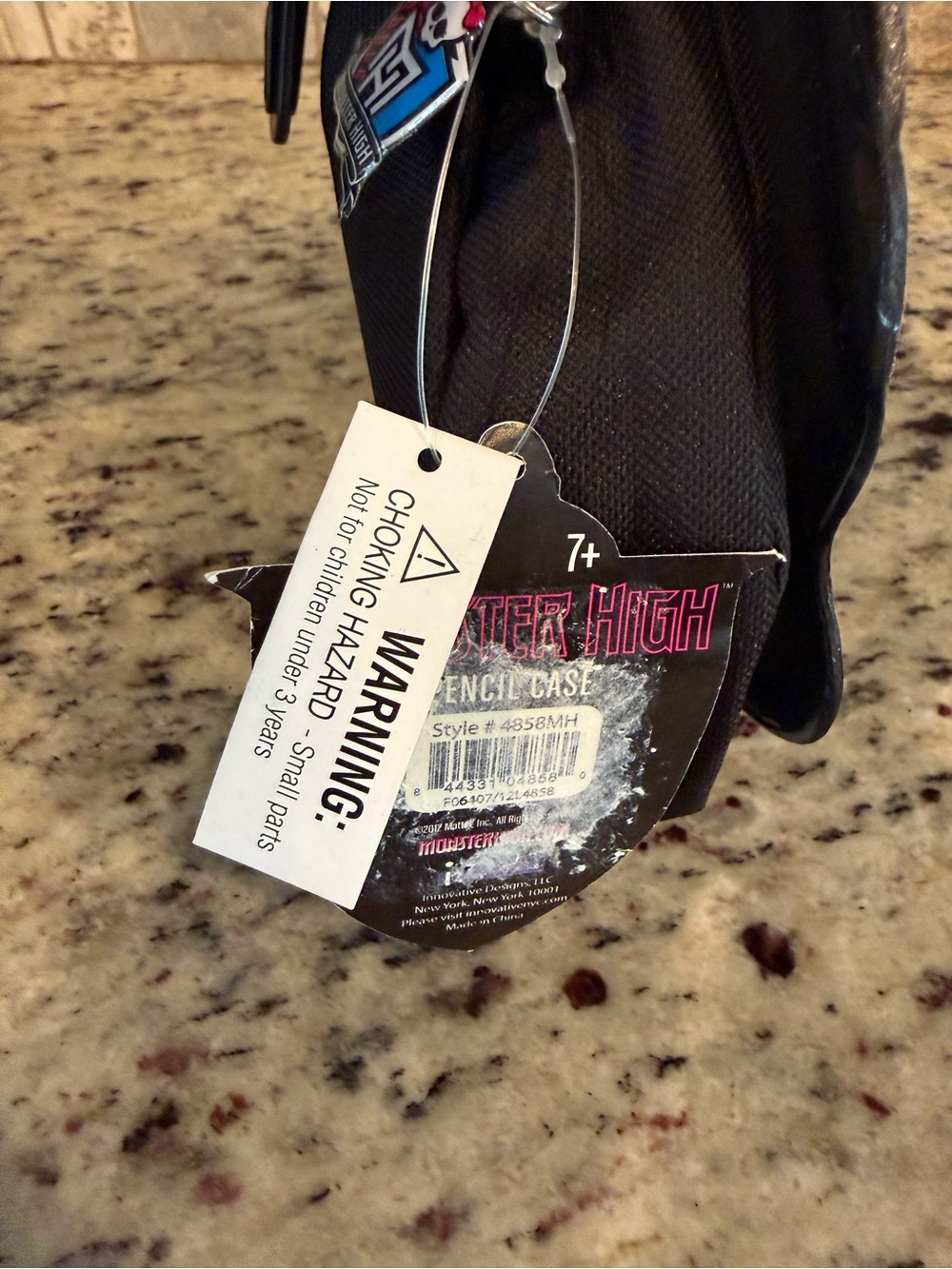 New with tags Monster High Clip On Pencil Case - Picture 4 of 6